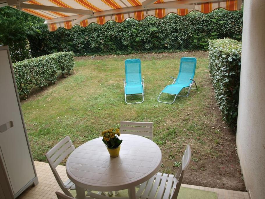 Appartement Terrasse Jardin Rive Gauche Du Port วานส์ ภายนอก รูปภาพ